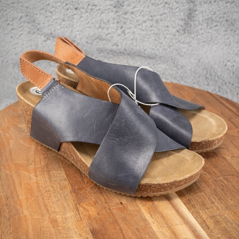 Comfortiva Eva CT00575 Womens Sz 6 Blue Leather Strap Wedges Sandals Shoes